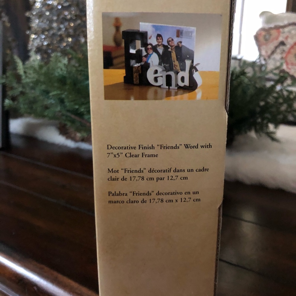 Friends Picture Frame - Picture 3 of 3